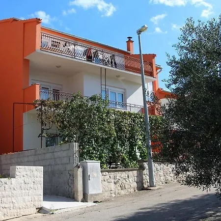 3 Bedroom In Apartment